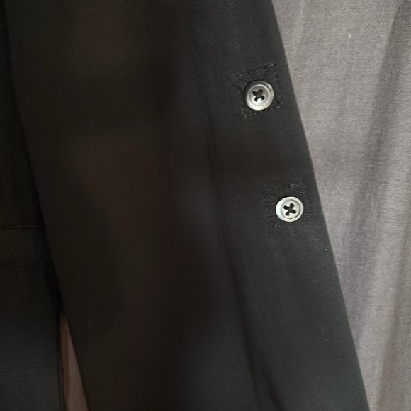 Old Navy black blouse - Picture 5 of 8